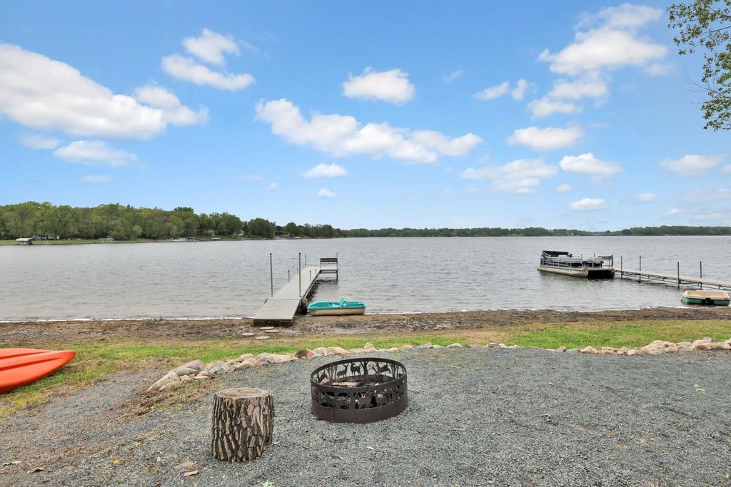 Photo of 11900 Mentzer Trail, Lindstrom, MN 55045 (MLS # 7076326)