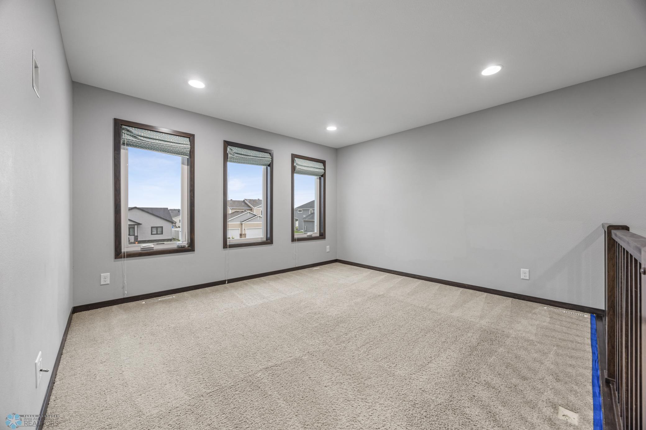 West Fargo, North Dakota 58078, United States, 4 Bedrooms Bedrooms, ,3 BathroomsBathrooms,Residential,Active,250148