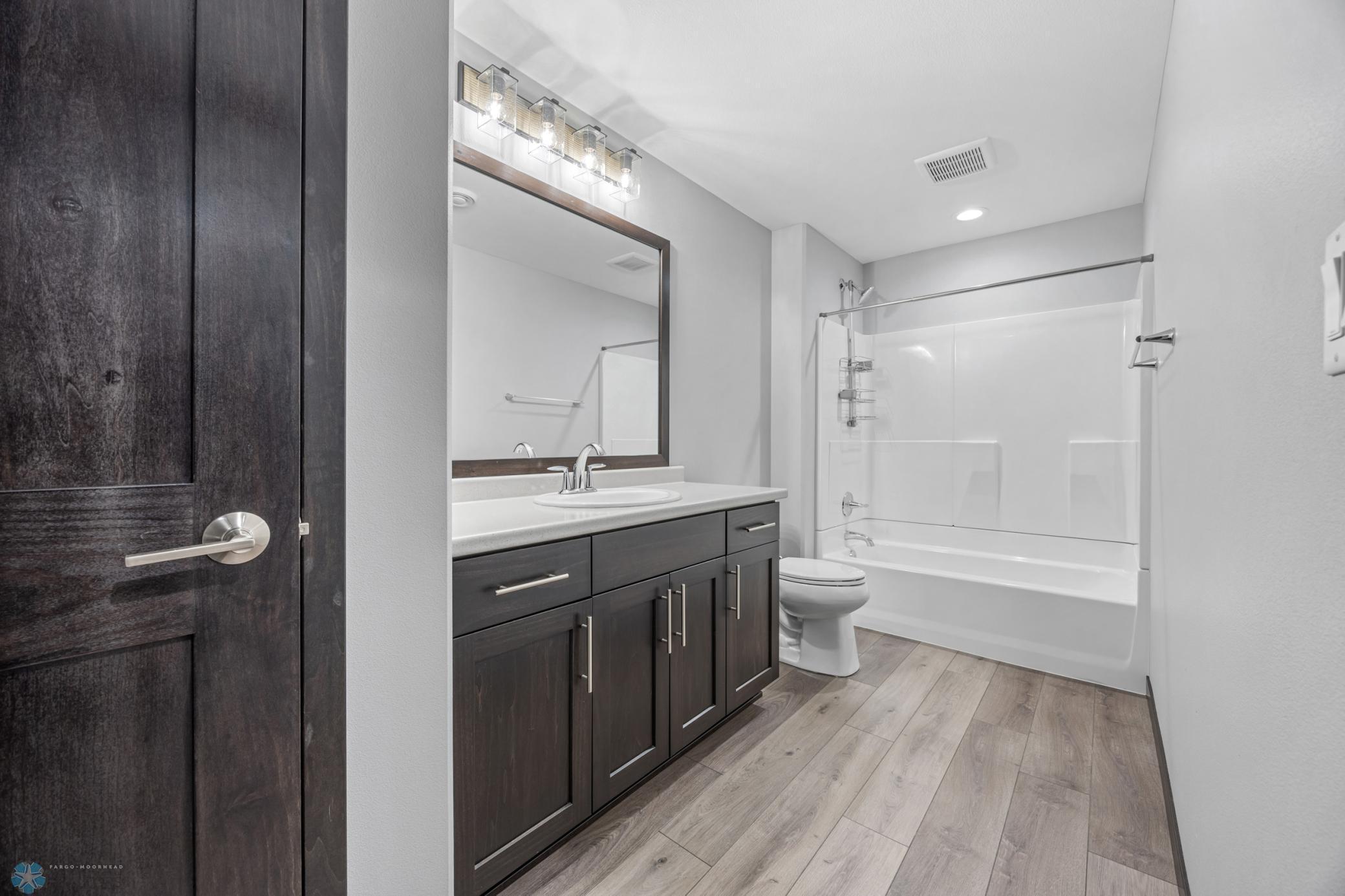 West Fargo, North Dakota 58078, United States, 4 Bedrooms Bedrooms, ,3 BathroomsBathrooms,Residential,Active,250148