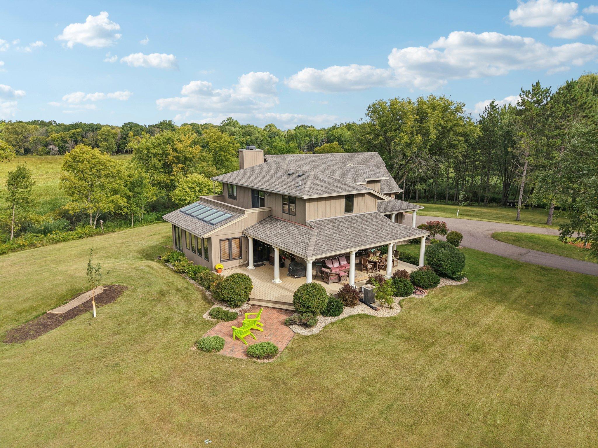 1315 Blackfoot Trail