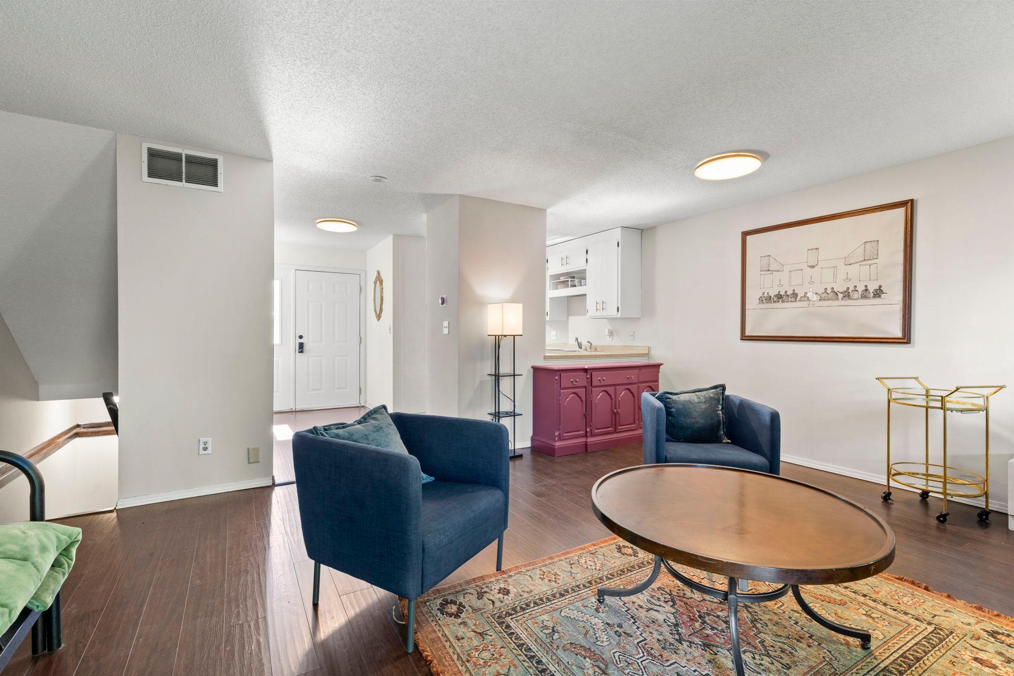6652 Gretchen Lane N