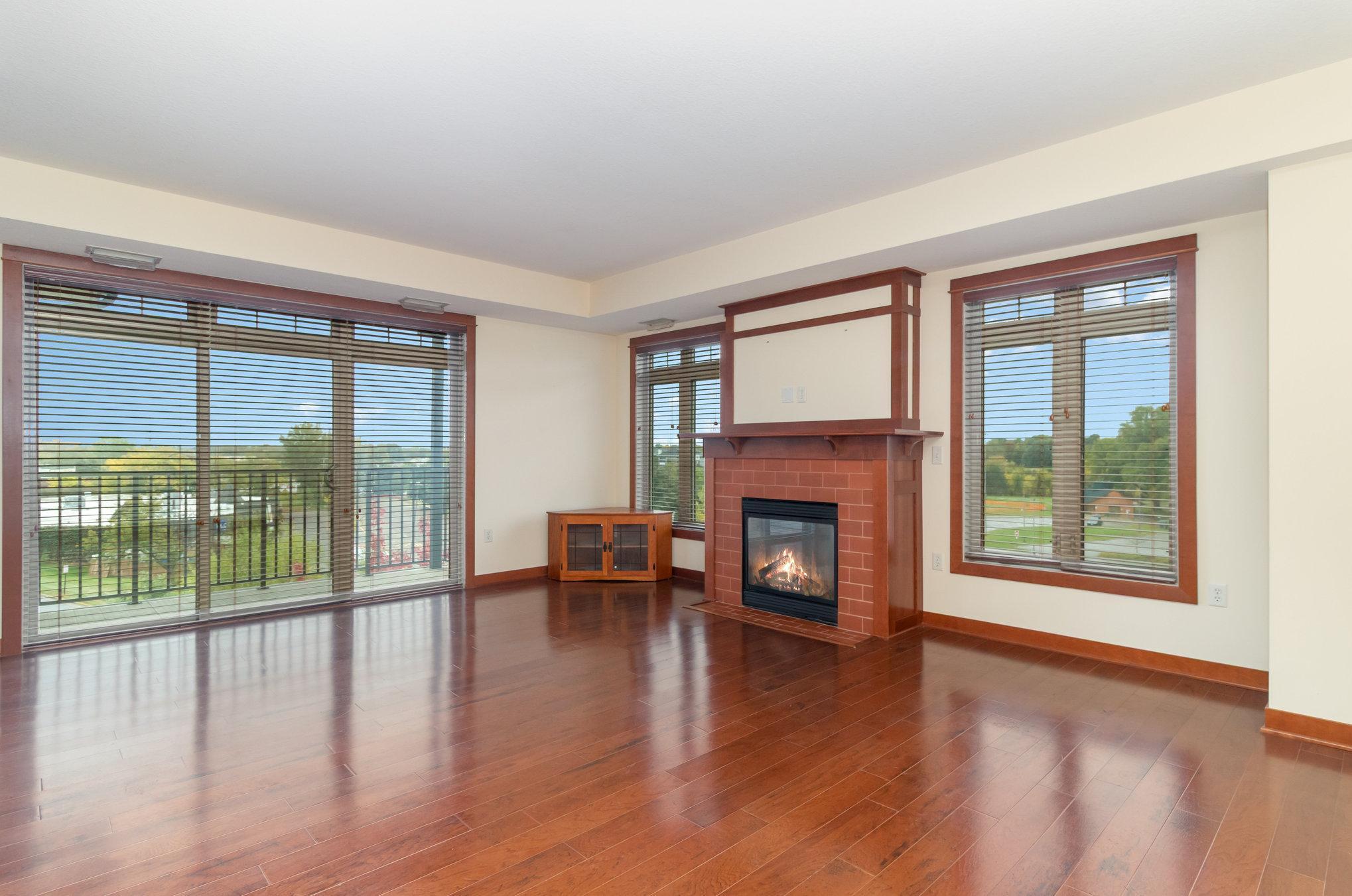 3251 Louisiana Avenue S 302