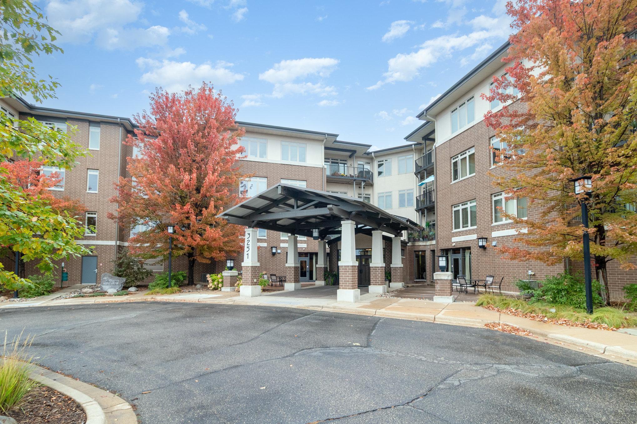 3251 Louisiana Avenue S 302