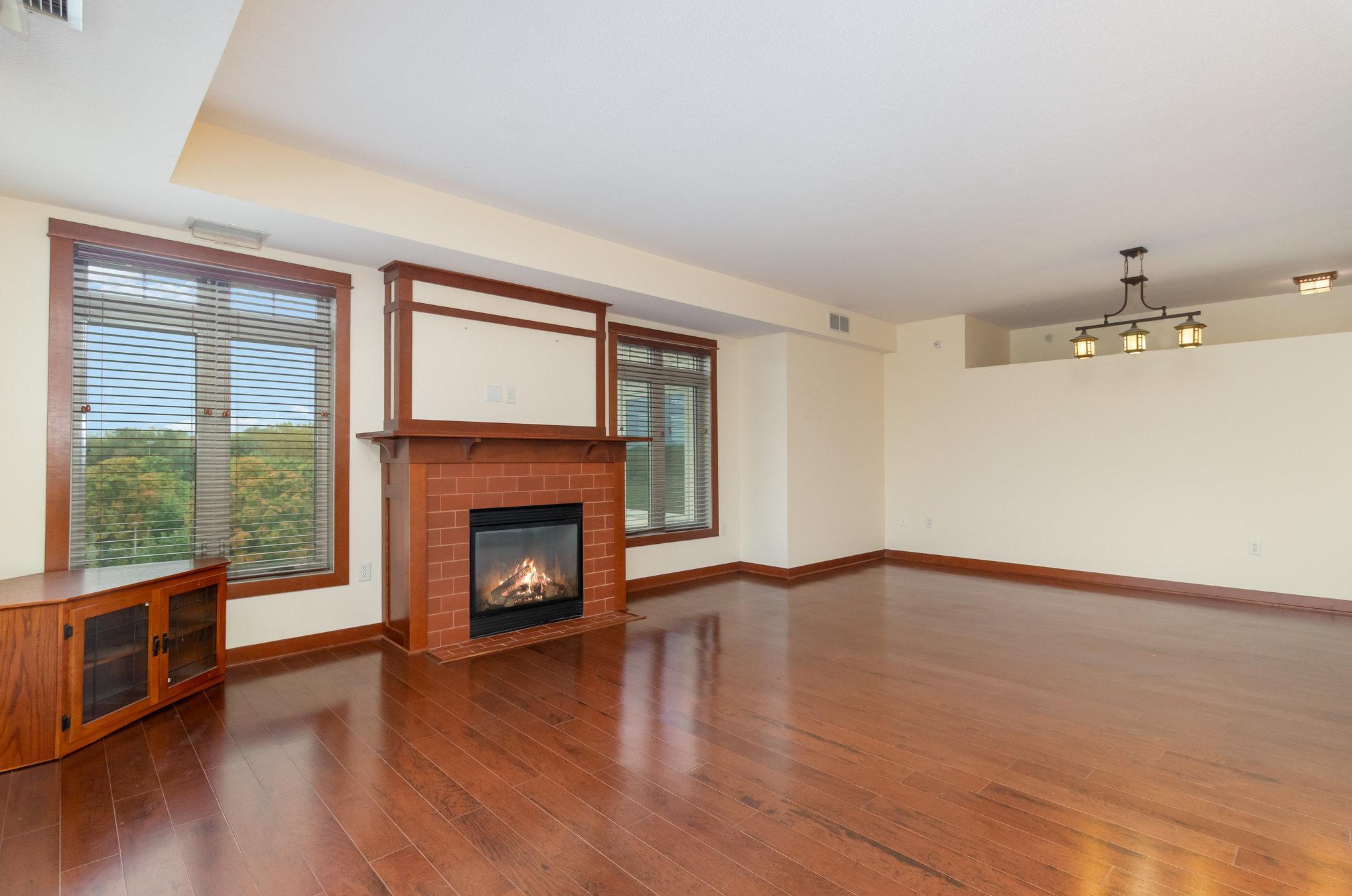 3251 Louisiana Avenue S 302