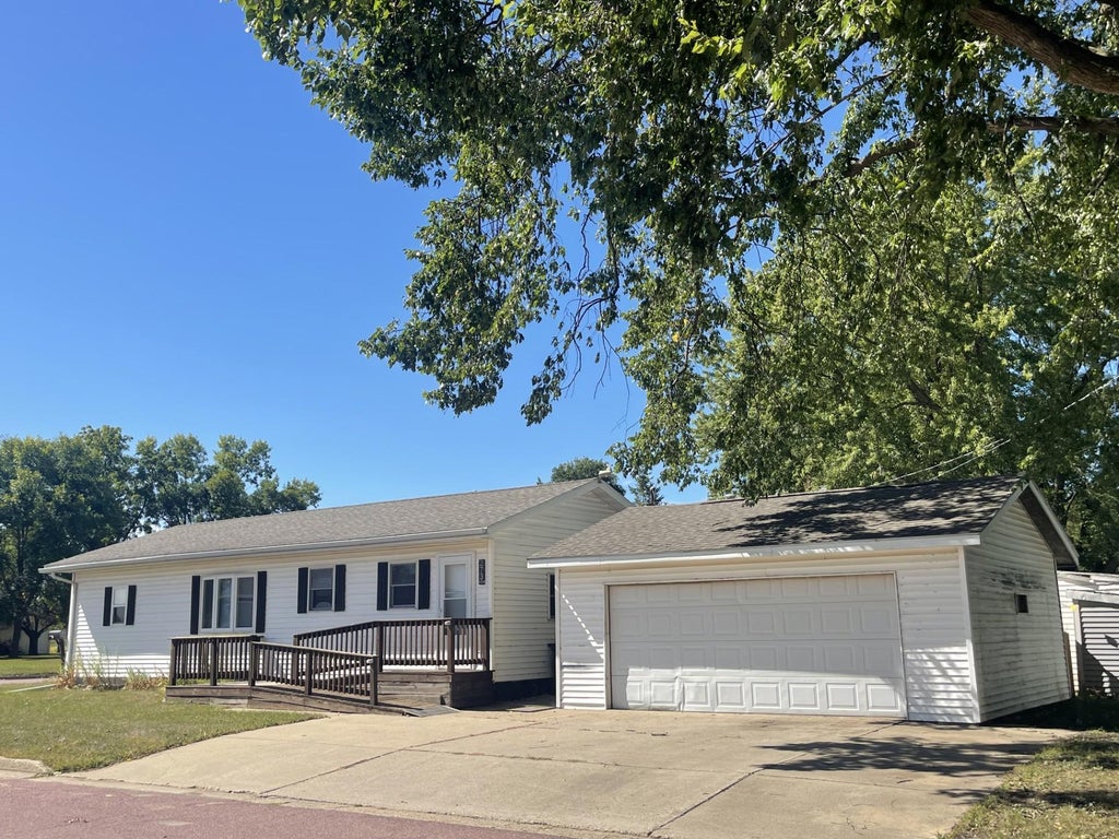 Photo of 273 E Morgan Street, Tracy, MN 56175 (MLS # 7144954)