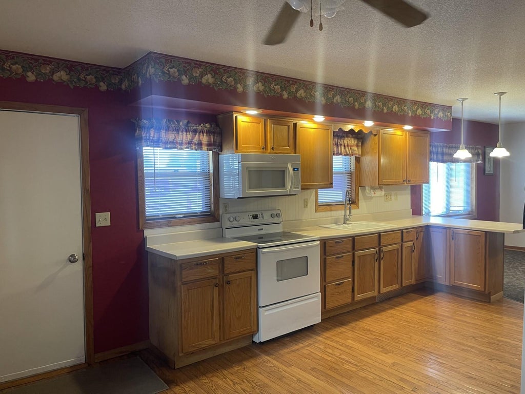 Photo of 273 E Morgan Street, Tracy, MN 56175 (MLS # 7144954)