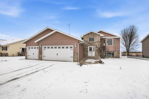 716 Ochotto Lake Drive Avon MN 56310