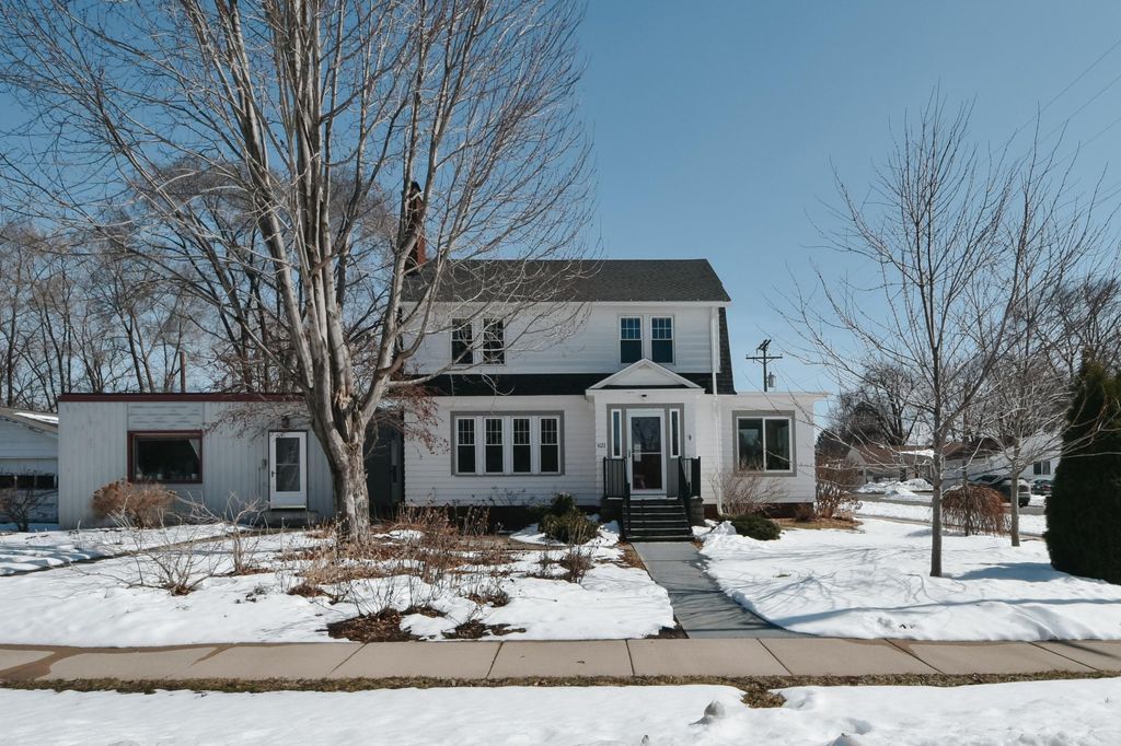 Photo of 621 1st Avenue SE, Pine Island, MN 55963 (MLS # 7040860)