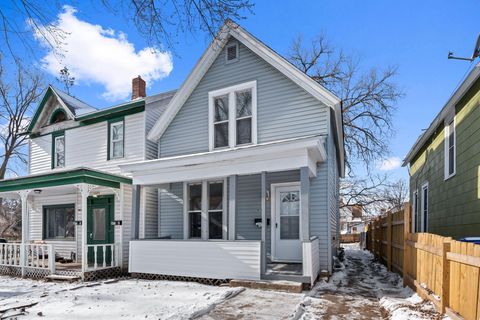 953 Bradley Street Saint Paul MN 55130