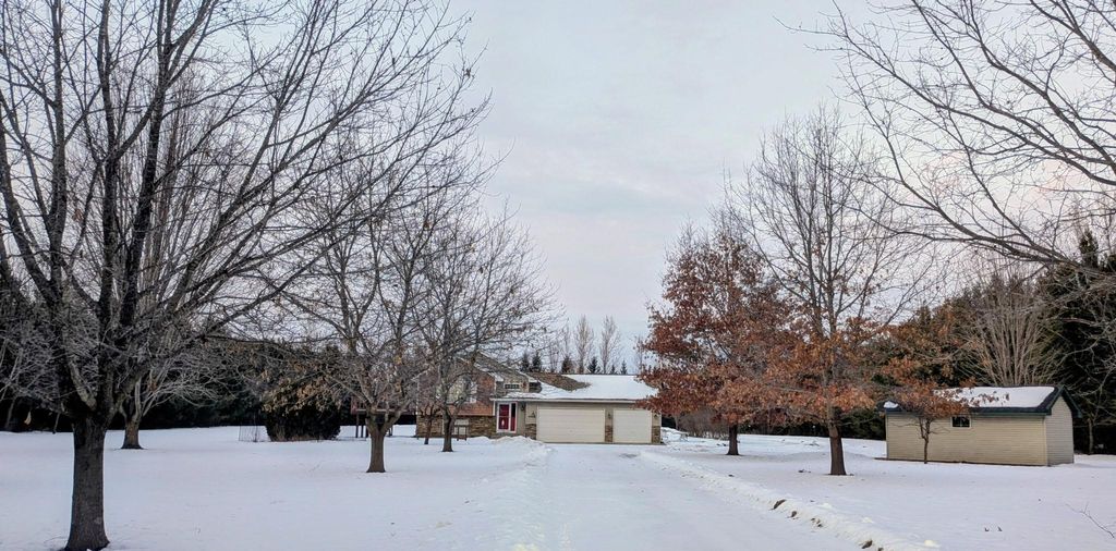 Photo of 8628 380th Street, North Branch, MN 55056 (MLS # 7001617)