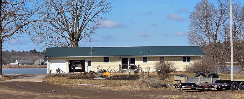 Photo of 1337 Mahogany Street, Braham, MN 55006 (MLS # 7046771)