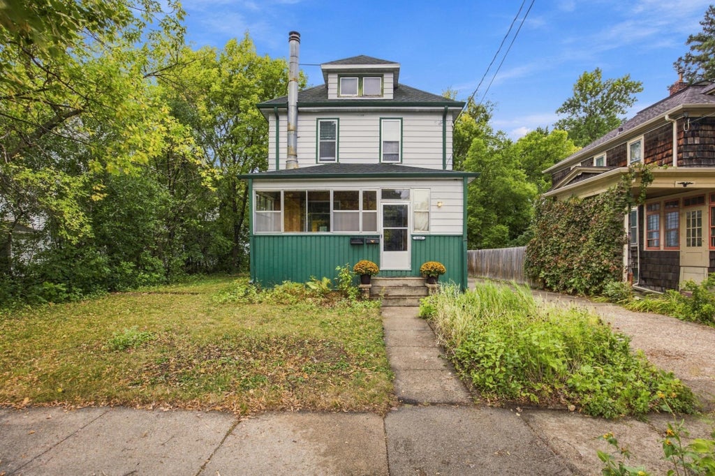 Photo of 1104 7th Street N, Fargo, ND 58102 (MLS # 7147427)