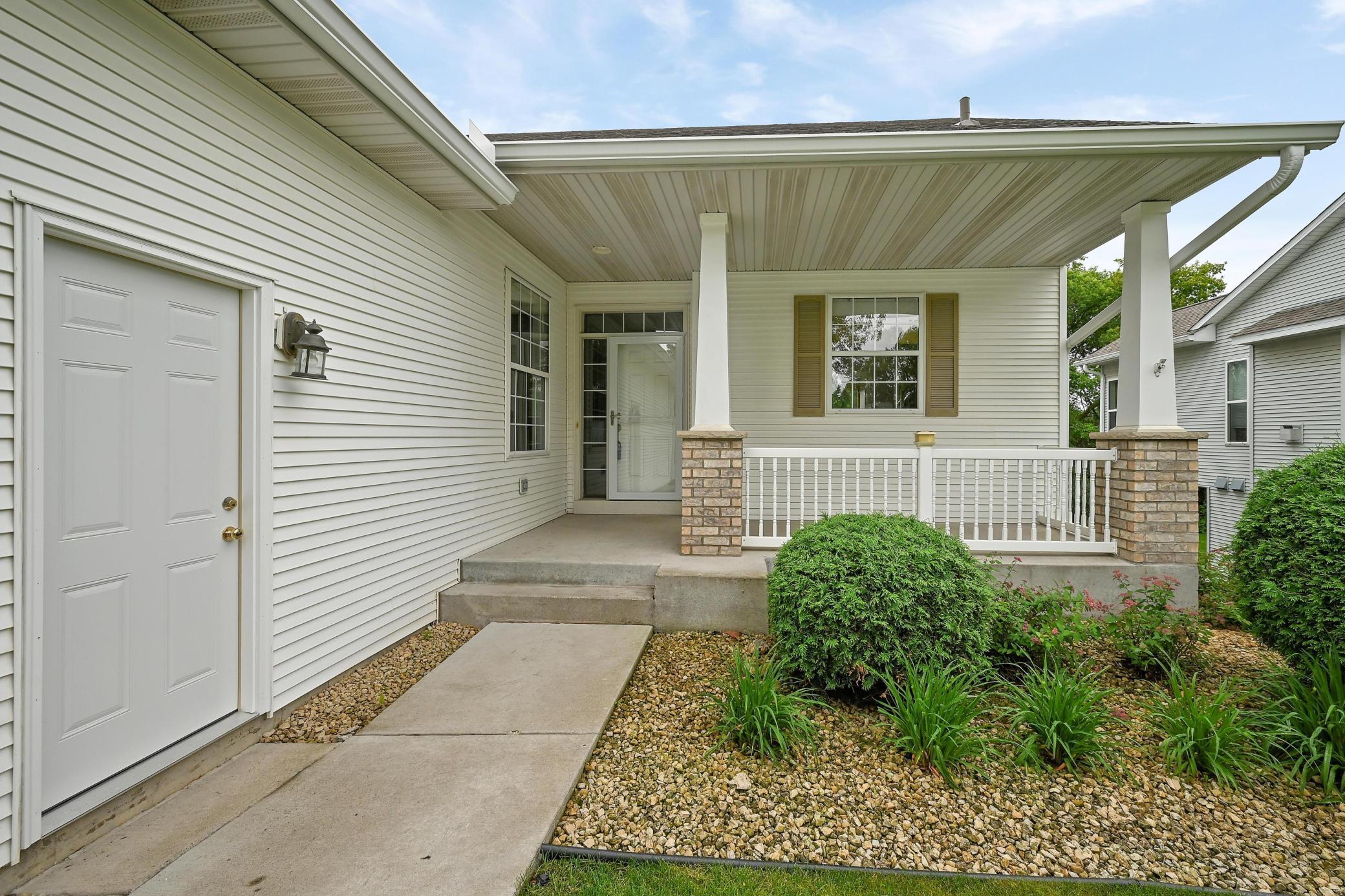 850 Woodduck Drive