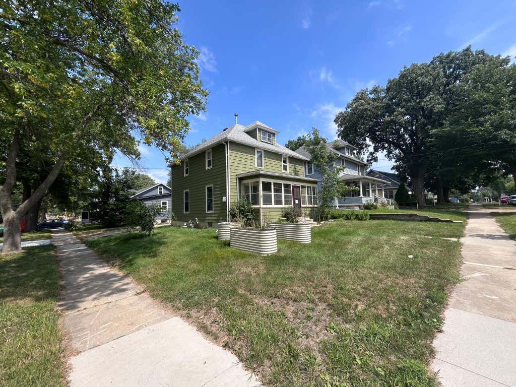 Photo of 903 1st Street SE, Rochester, MN 55904 (MLS # 7133303)