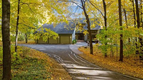 100 Black Oaks Lane N Plymouth MN 55391