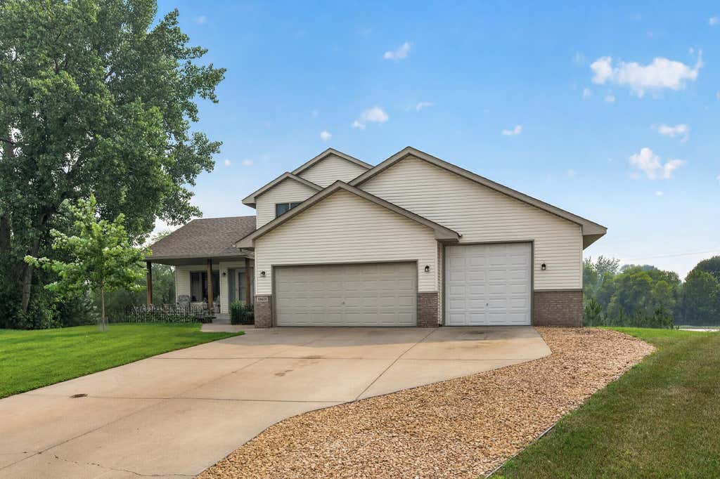 Photo of 19408 Albany Court NW, Elk River, MN 55330 (MLS # 7111194)