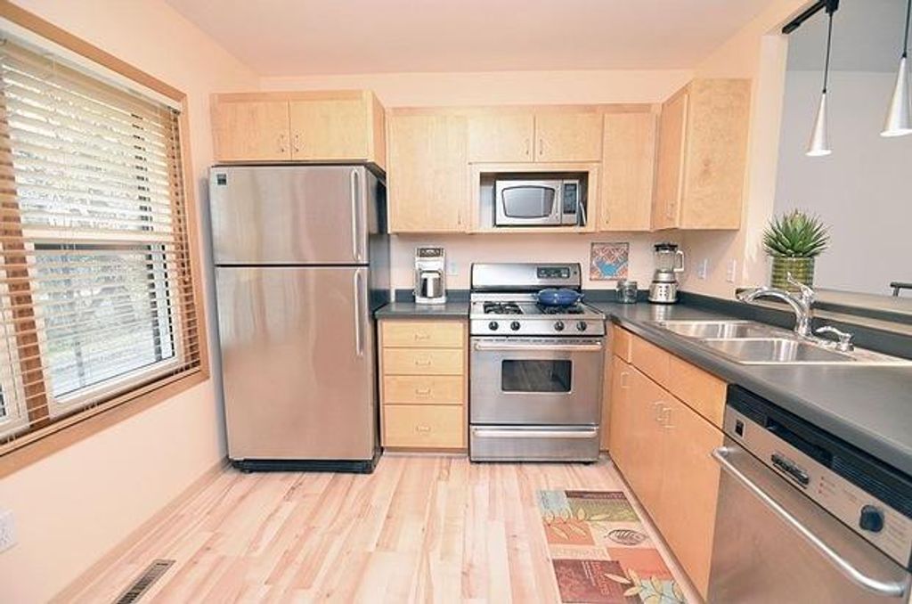 Photo of 244 3rd Avenue NE, Minneapolis, MN 55413 (MLS # 7036092)