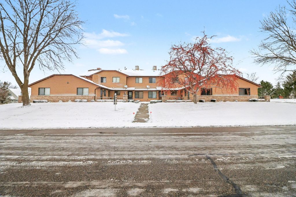 Photo of 13152 90th Place N, Maple Grove, MN 55369 (MLS # 6822084)