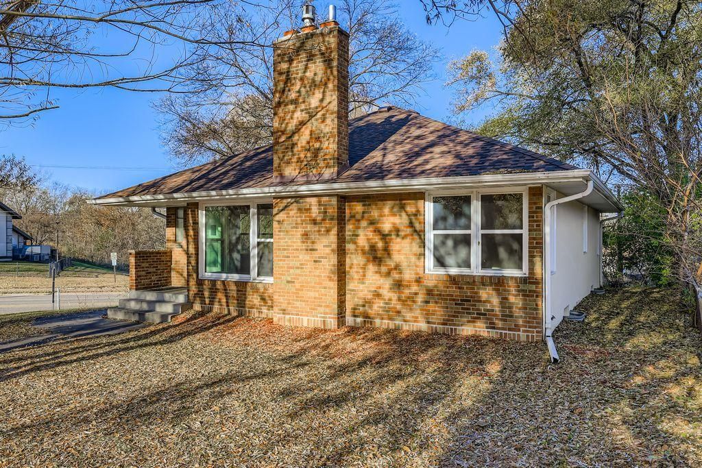 Photo of 2293 7th Avenue E, North Saint Paul, MN 55109 (MLS # 6816101)