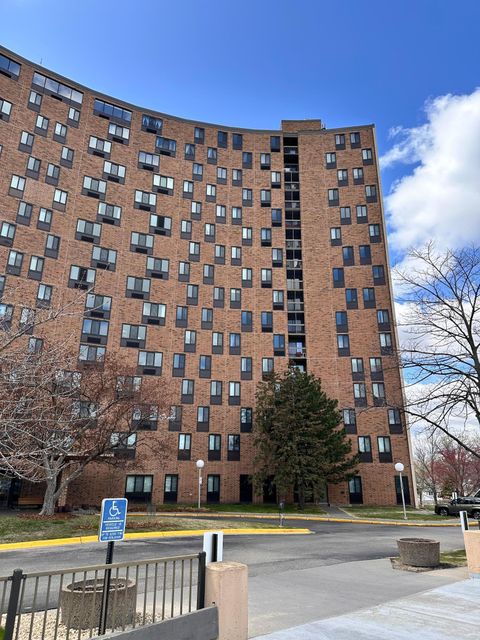 1181 Edgcumbe Road 707 Saint Paul MN 55105