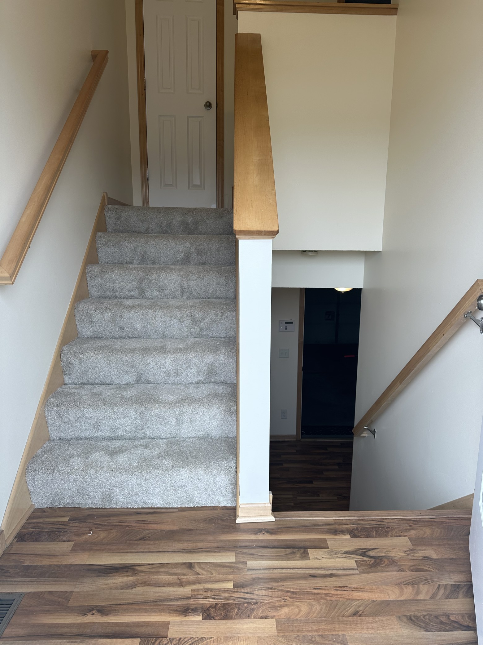 554 Huset Parkway NE