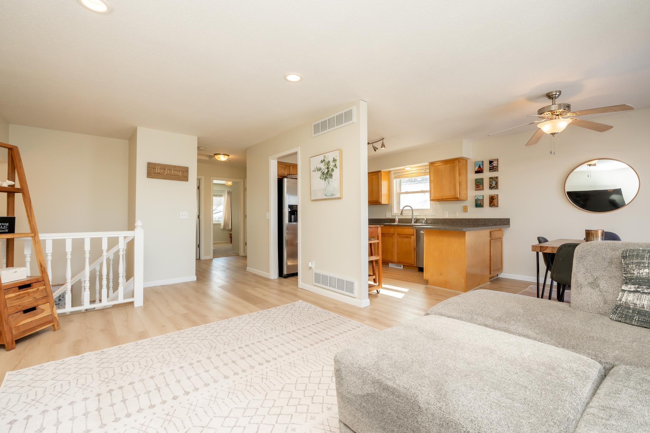 4305 Eagle Crest Drive