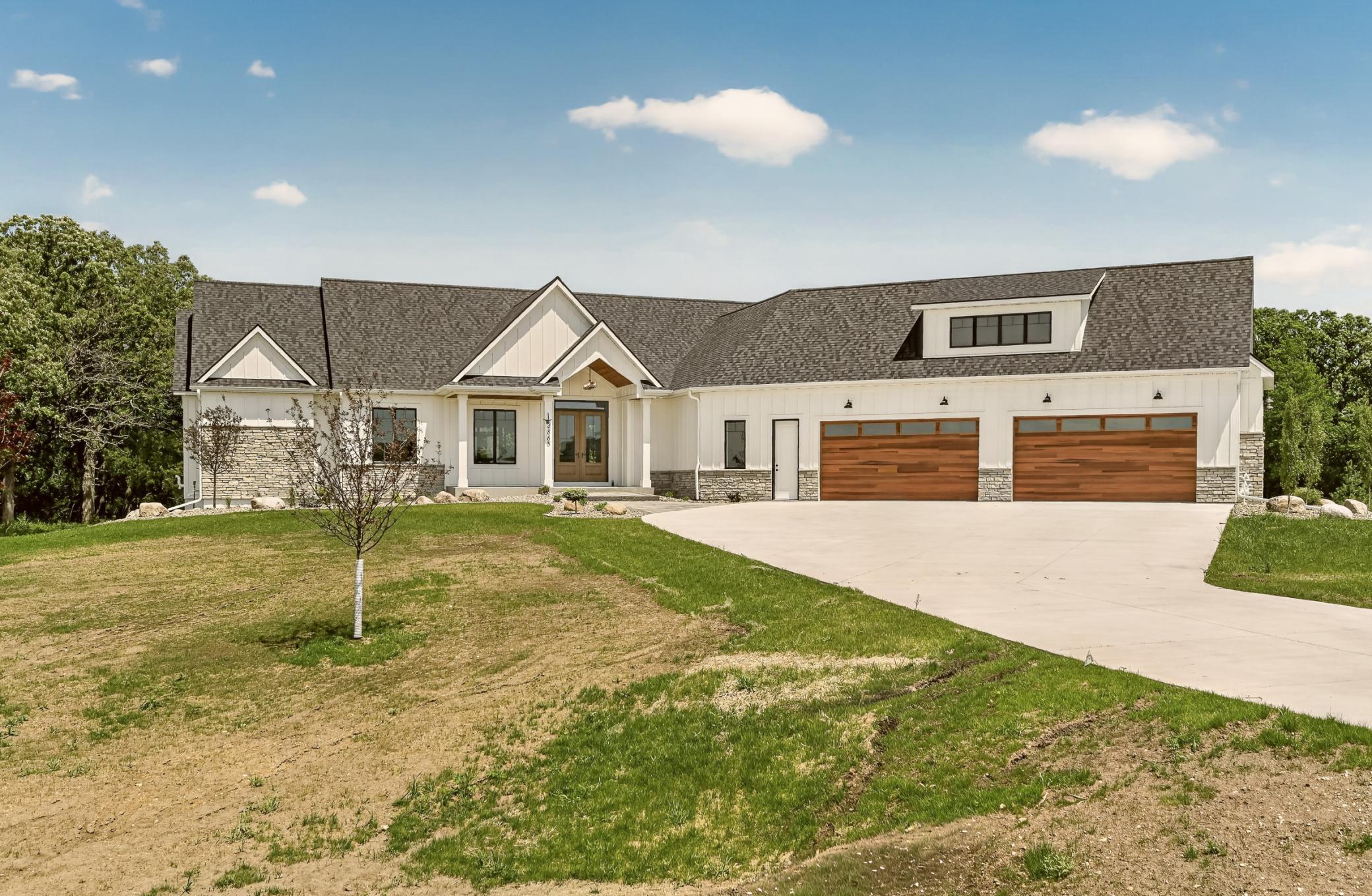 Rochester, Minnesota, 55902, United States, 5 Bedrooms Bedrooms, ,6 BathroomsBathrooms,Residential,Active,1892599