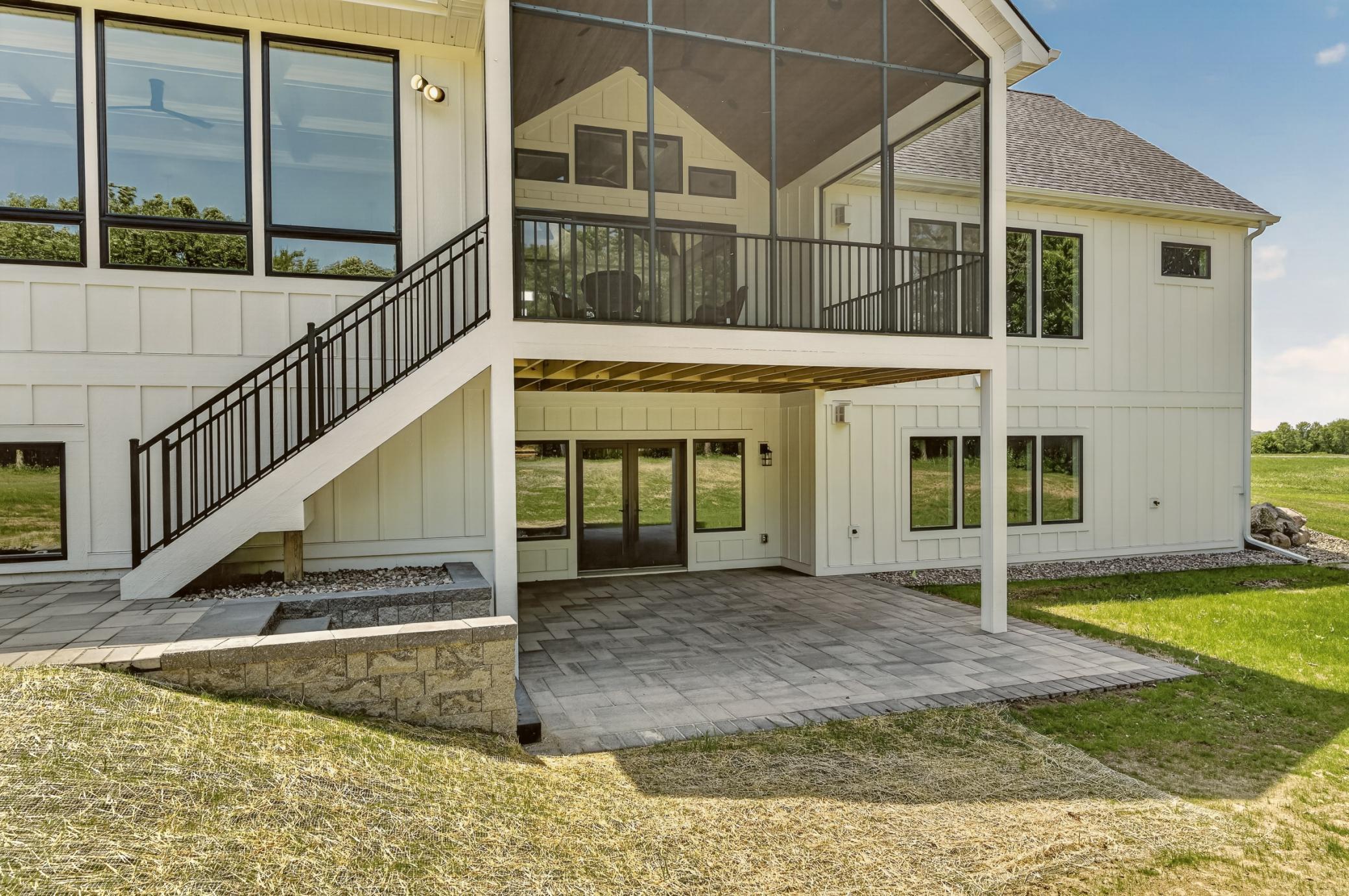 Rochester, Minnesota, 55902, United States, 5 Bedrooms Bedrooms, ,6 BathroomsBathrooms,Residential,Active,1892599