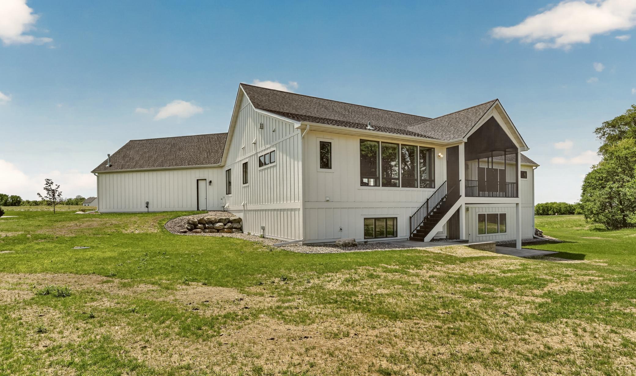 Rochester, Minnesota, 55902, United States, 5 Bedrooms Bedrooms, ,6 BathroomsBathrooms,Residential,Active,1892599