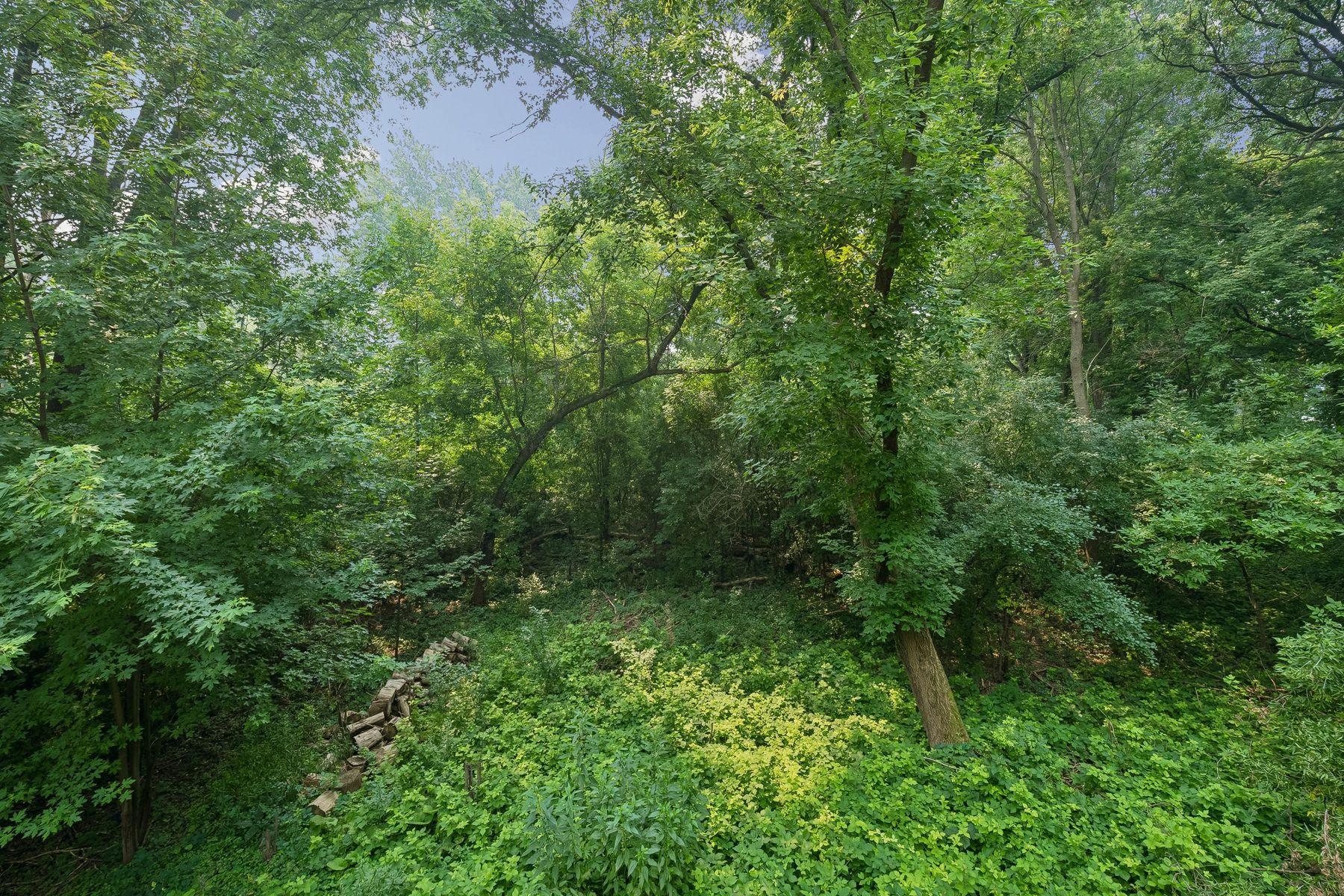 3225 W 54th