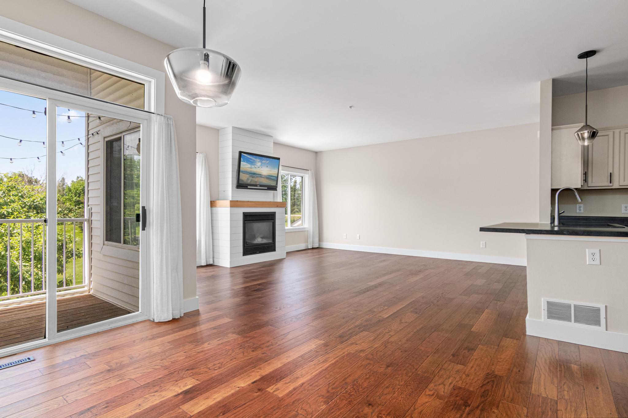 3648 Abercrombie Lane