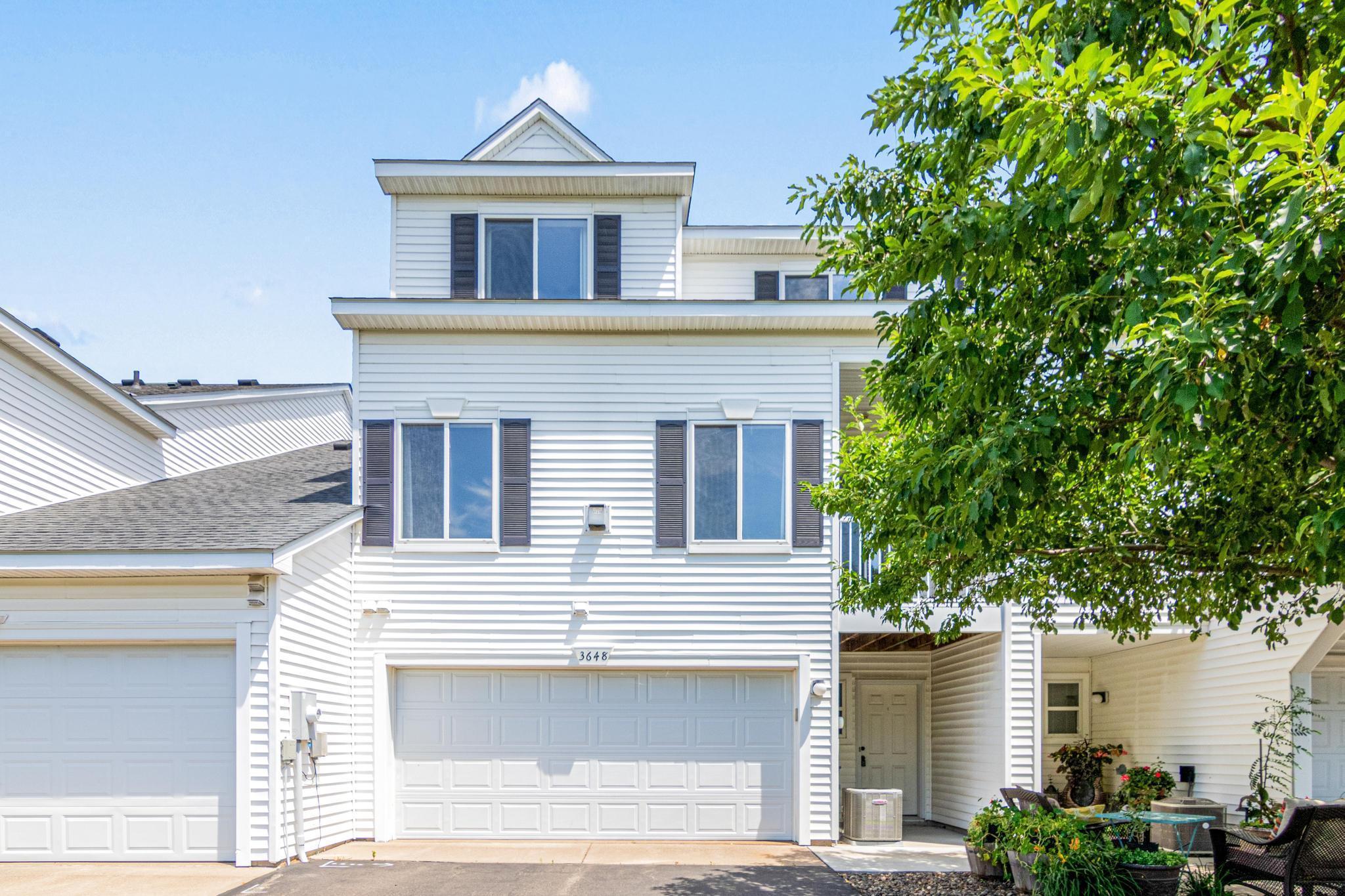 3648 Abercrombie Lane