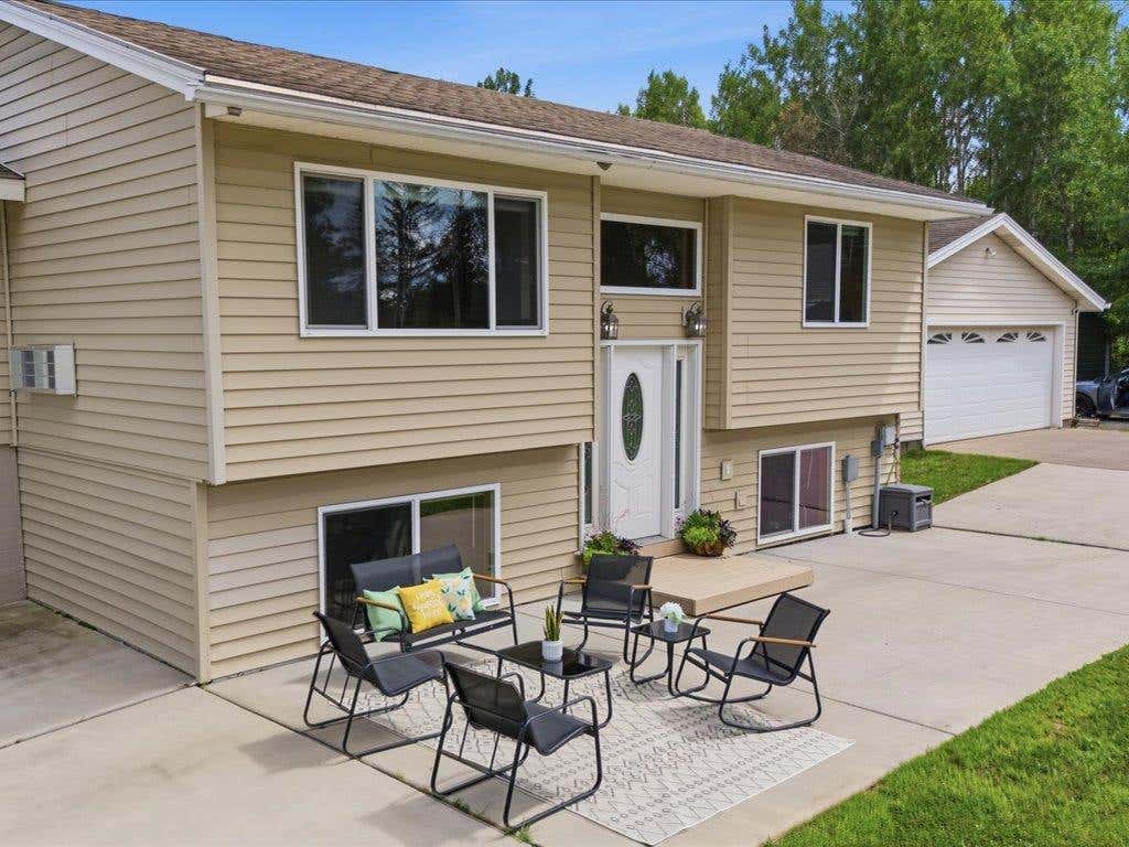 Photo of 6168 Krogerus RD, Chisholm, MN 55719 (MLS # 7120165)