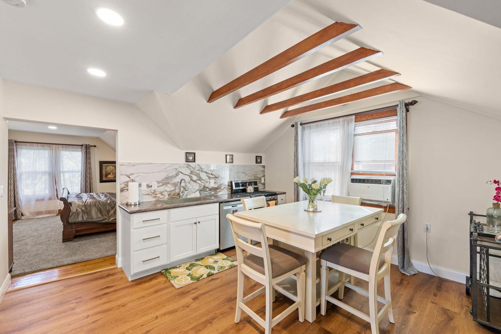 Photo of 2707 Garfield Avenue #3, Minneapolis, MN 55408 (MLS # 7039423)