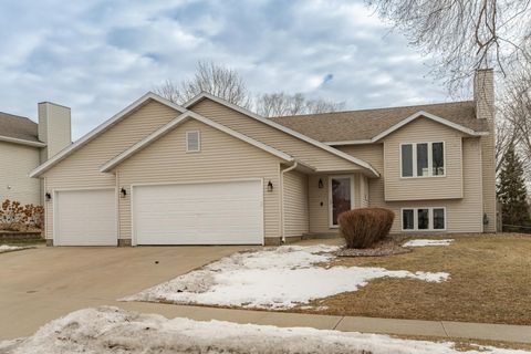 5718 Shetland Drive NW Rochester MN 55901