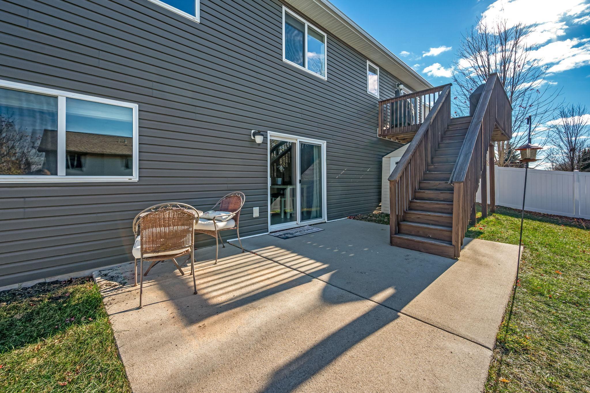 128 Timberwolf Court