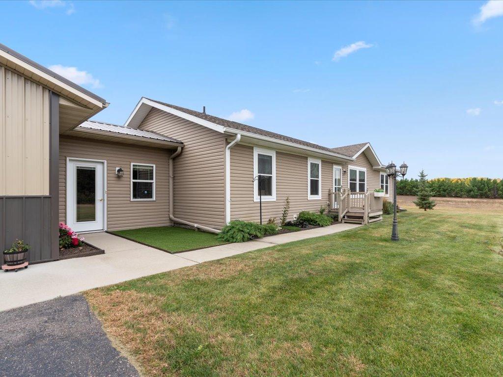 21250 Farm View Drive