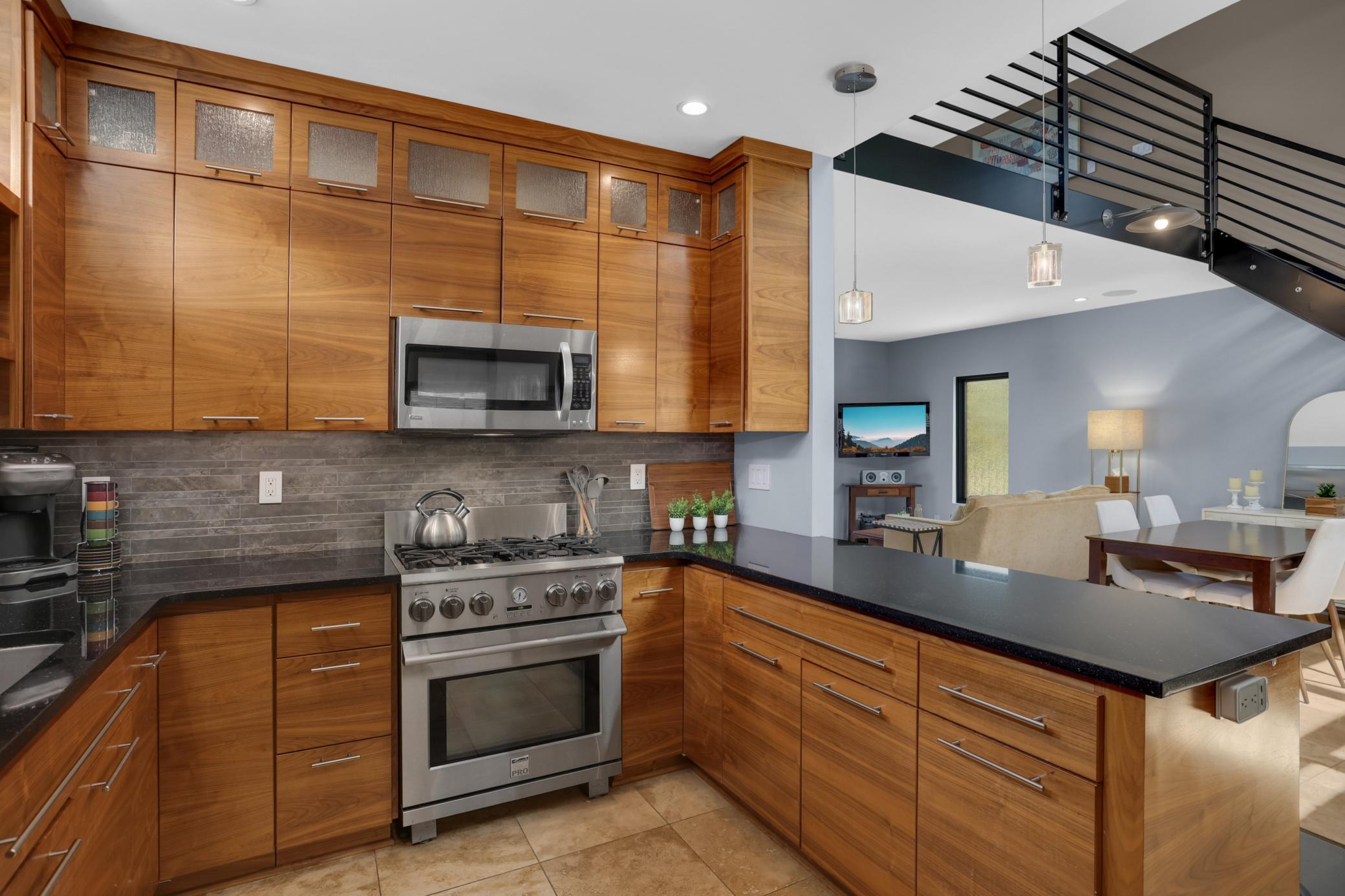 615 W 34th Street