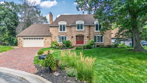 112 Marcin Lane Burnsville MN 55337