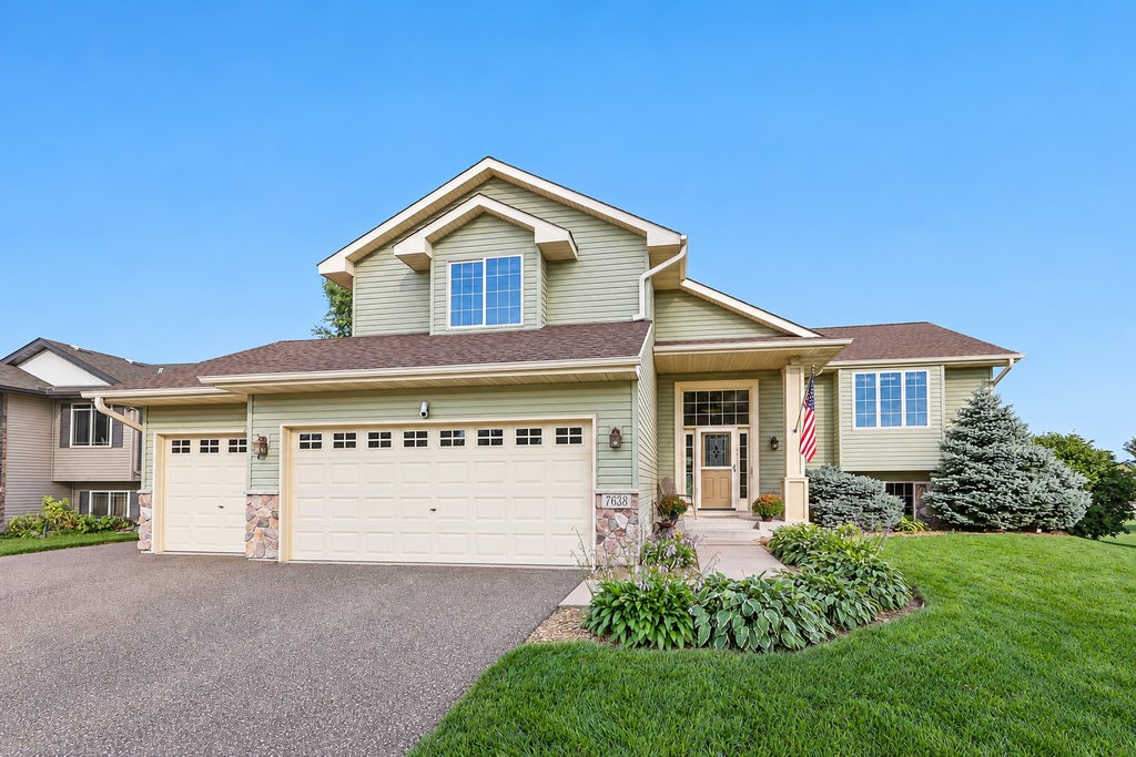 Photo of 7638 Packard Avenue NE, Otsego, MN 55330 (MLS # 7143375)