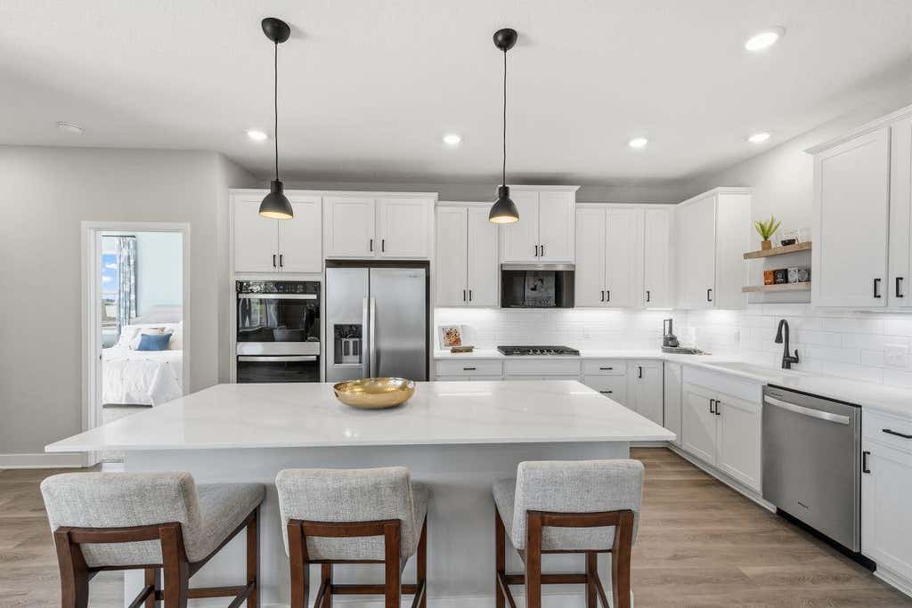 Photo of 1712 Oak Creek Drive, Chaska, MN 55318 (MLS # 7088088)