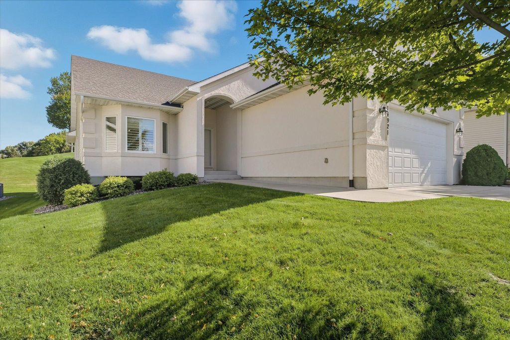 Photo of 14921 Summit Circle NW, Prior Lake, MN 55379 (MLS # 7006307)