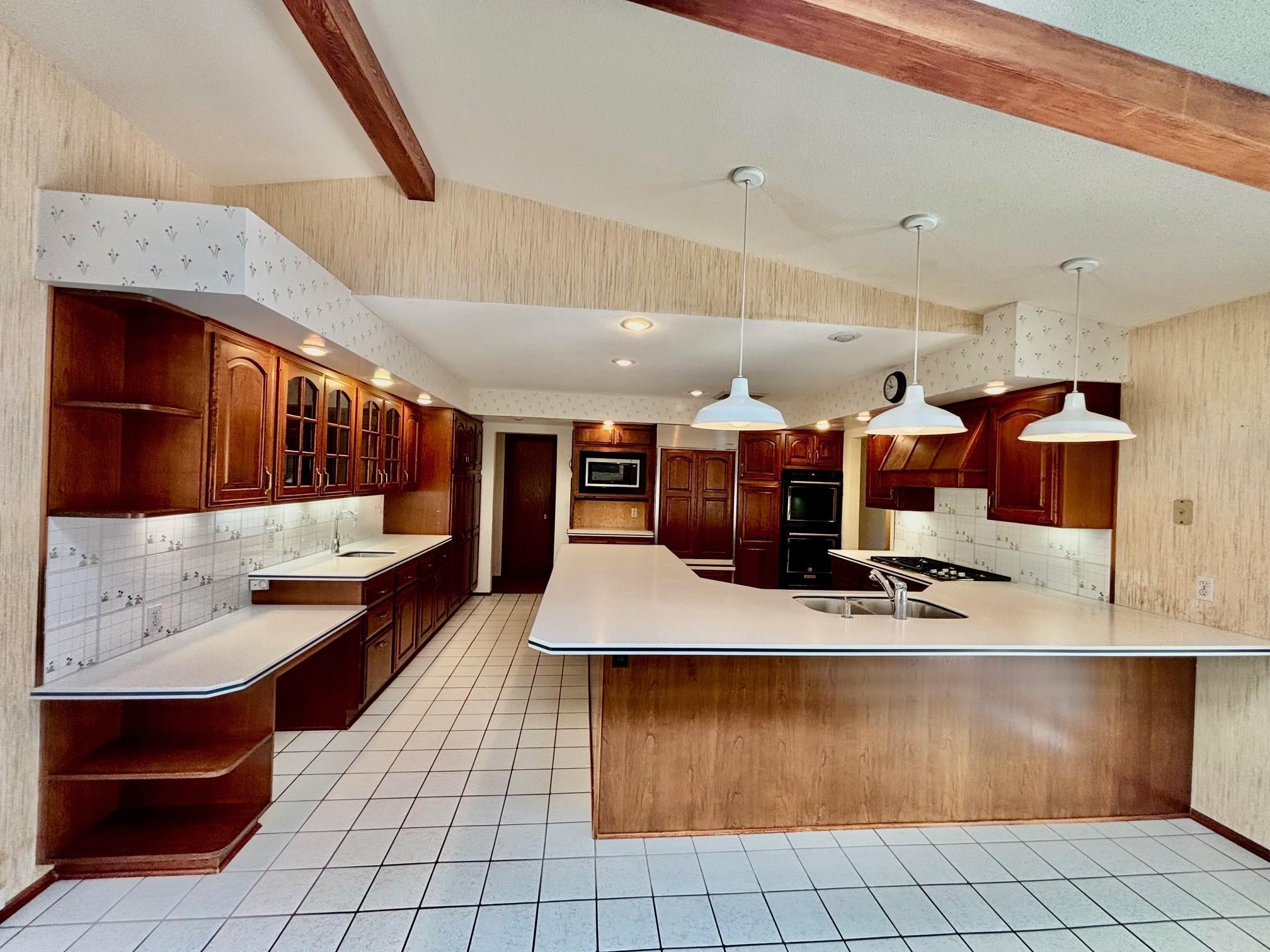 2515 River Hills Drive