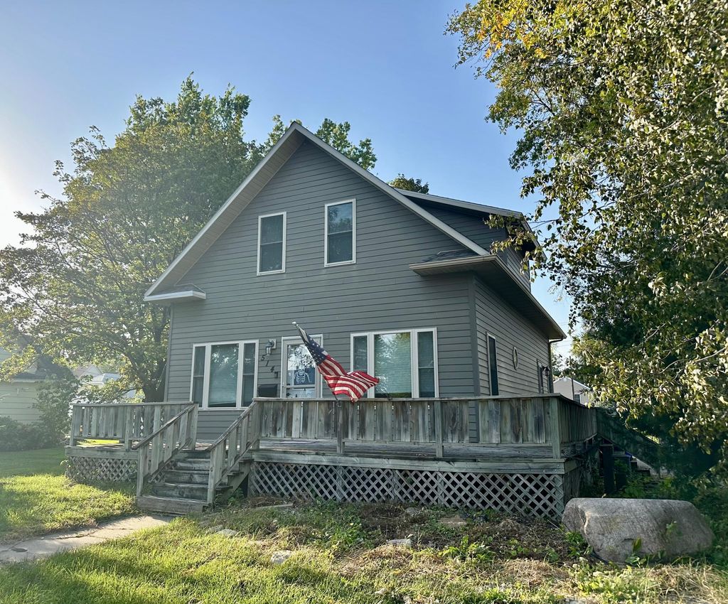 Photo of 514 Saint Olaf Avenue N, Canby, MN 56220 (MLS # 7004939)