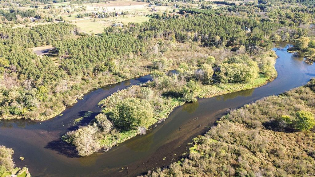 Photo of 945 Riverdale Court, Somerset, WI 54025 (MLS # 6826224)