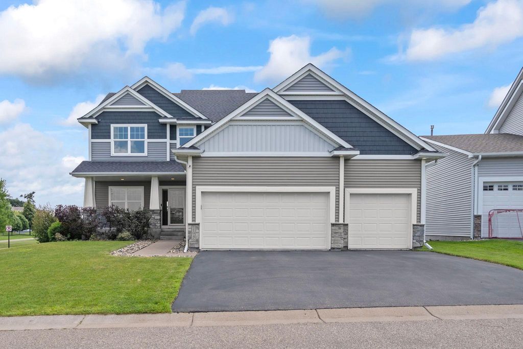 Photo of 11946 Woodland Parkway NE, Blaine, MN 55449 (MLS # 7114471)