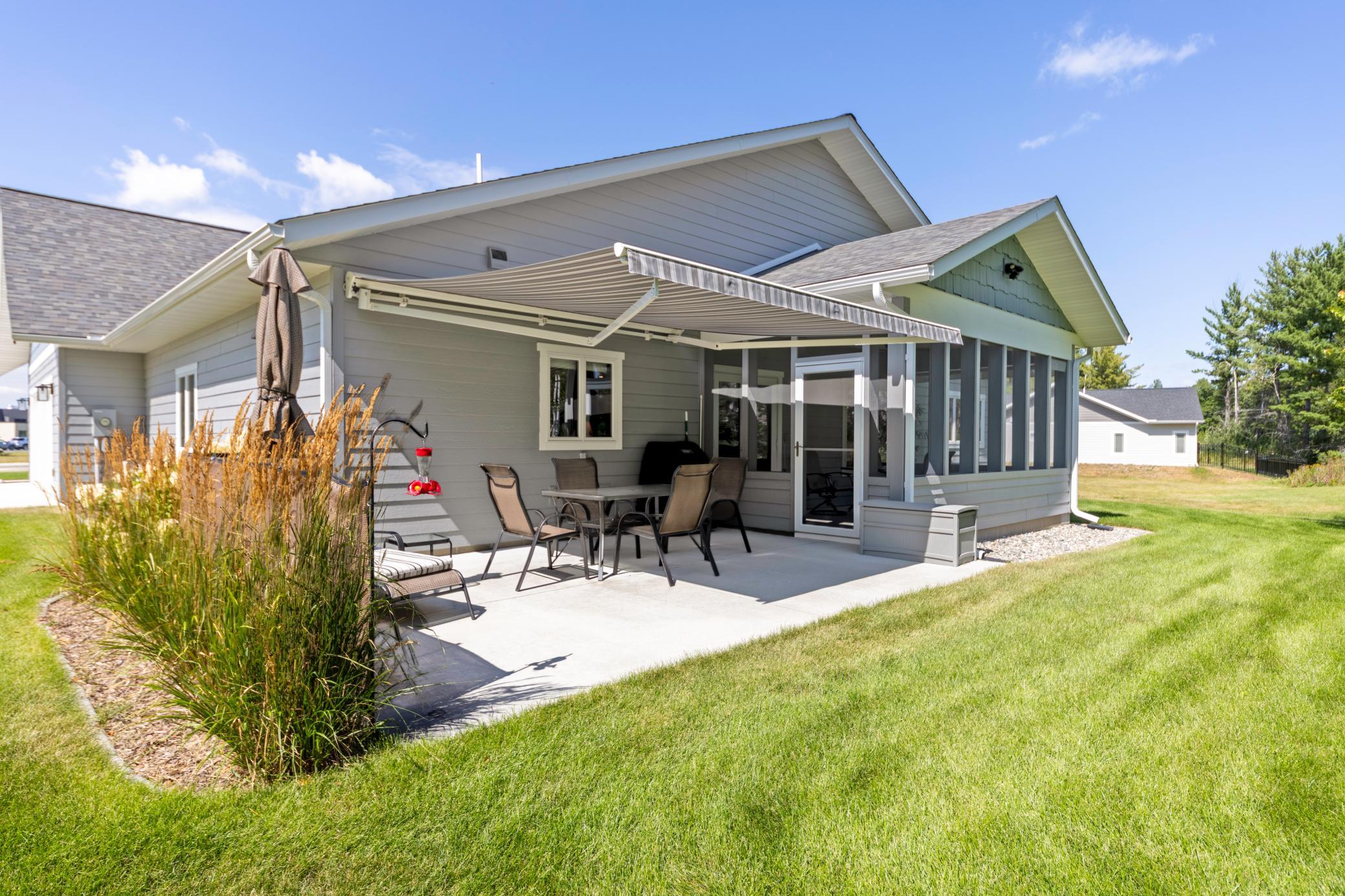 980 SW 22nd