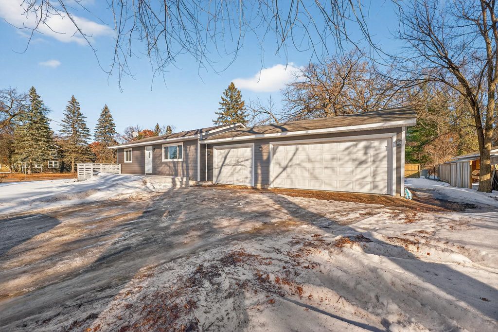 Photo of 26487 Fenwick Avenue, Wyoming, MN 55092 (MLS # 7025277)