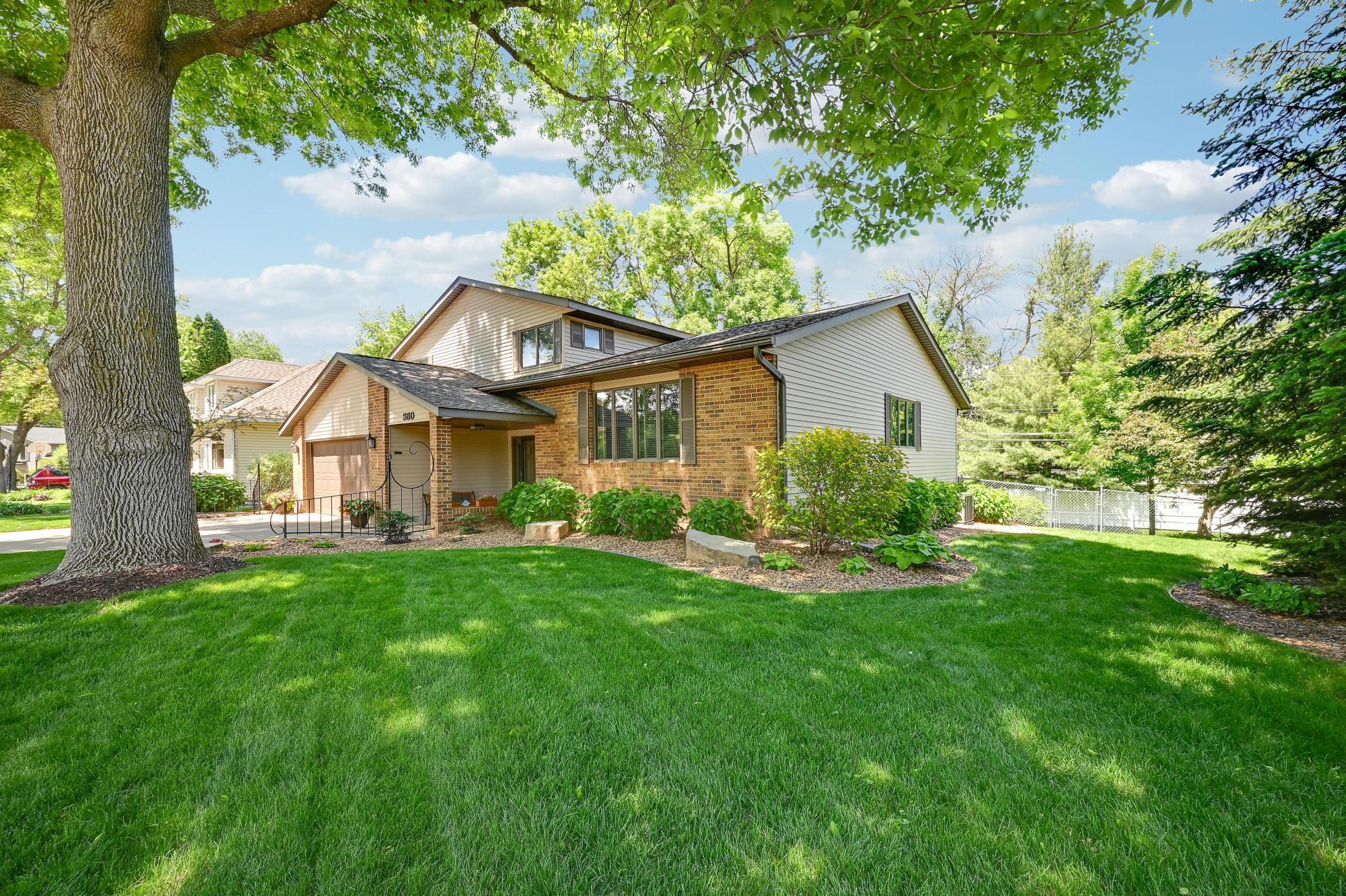 980 Southview Drive
