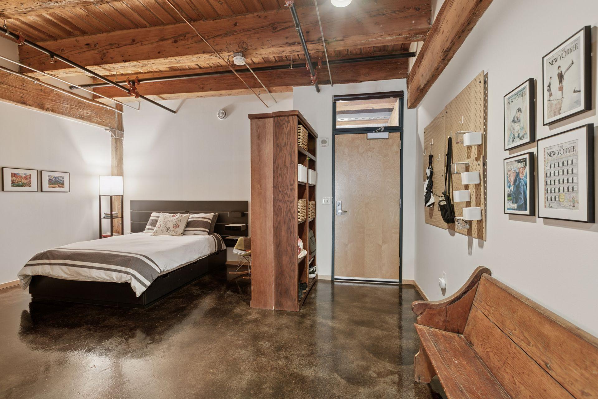 406 Wacouta Street 304